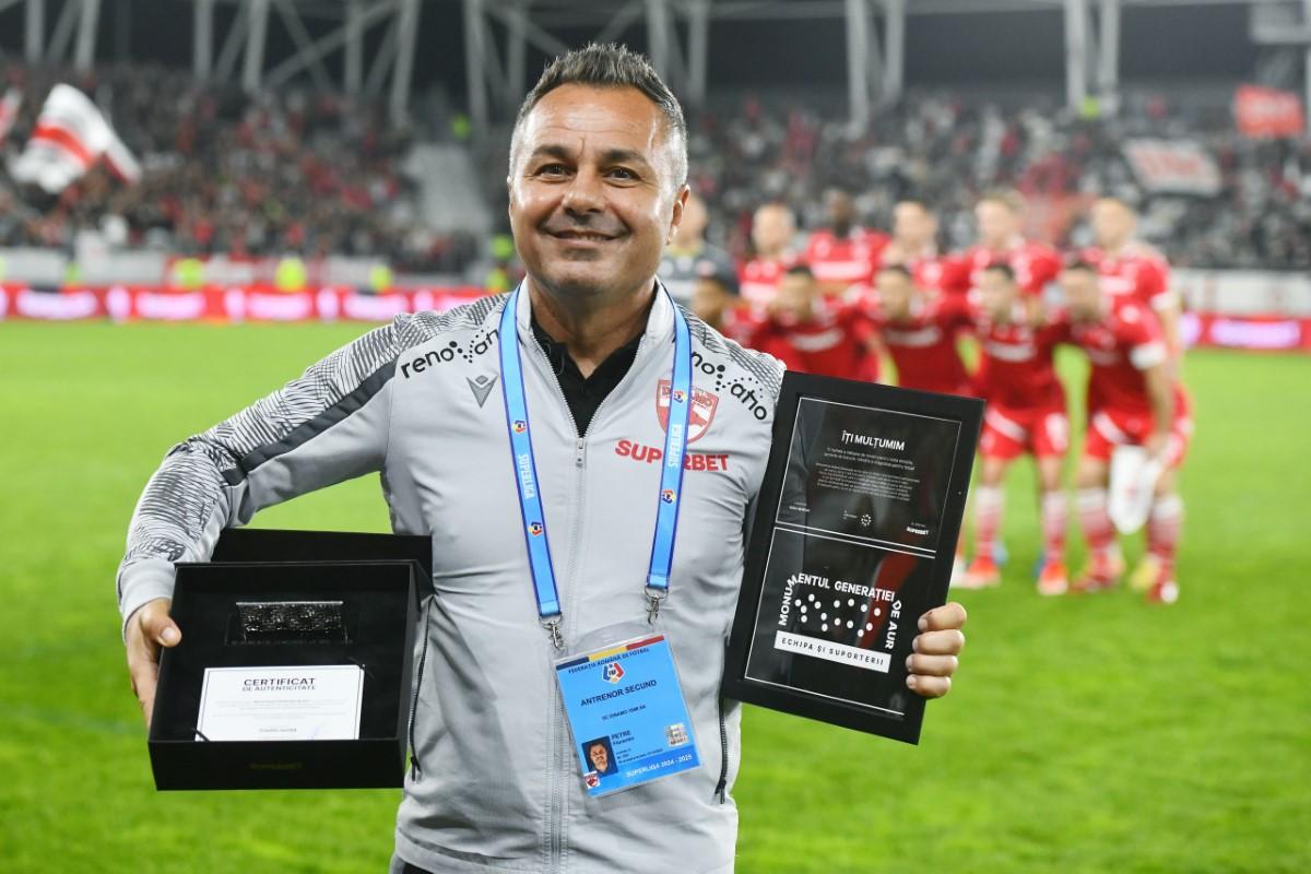 După Dinamo - Botoșani, reclamă tratamentul primit pe „Arc”: „Au aruncat după mine cu brichete, pahare, tot ce prindeau!”