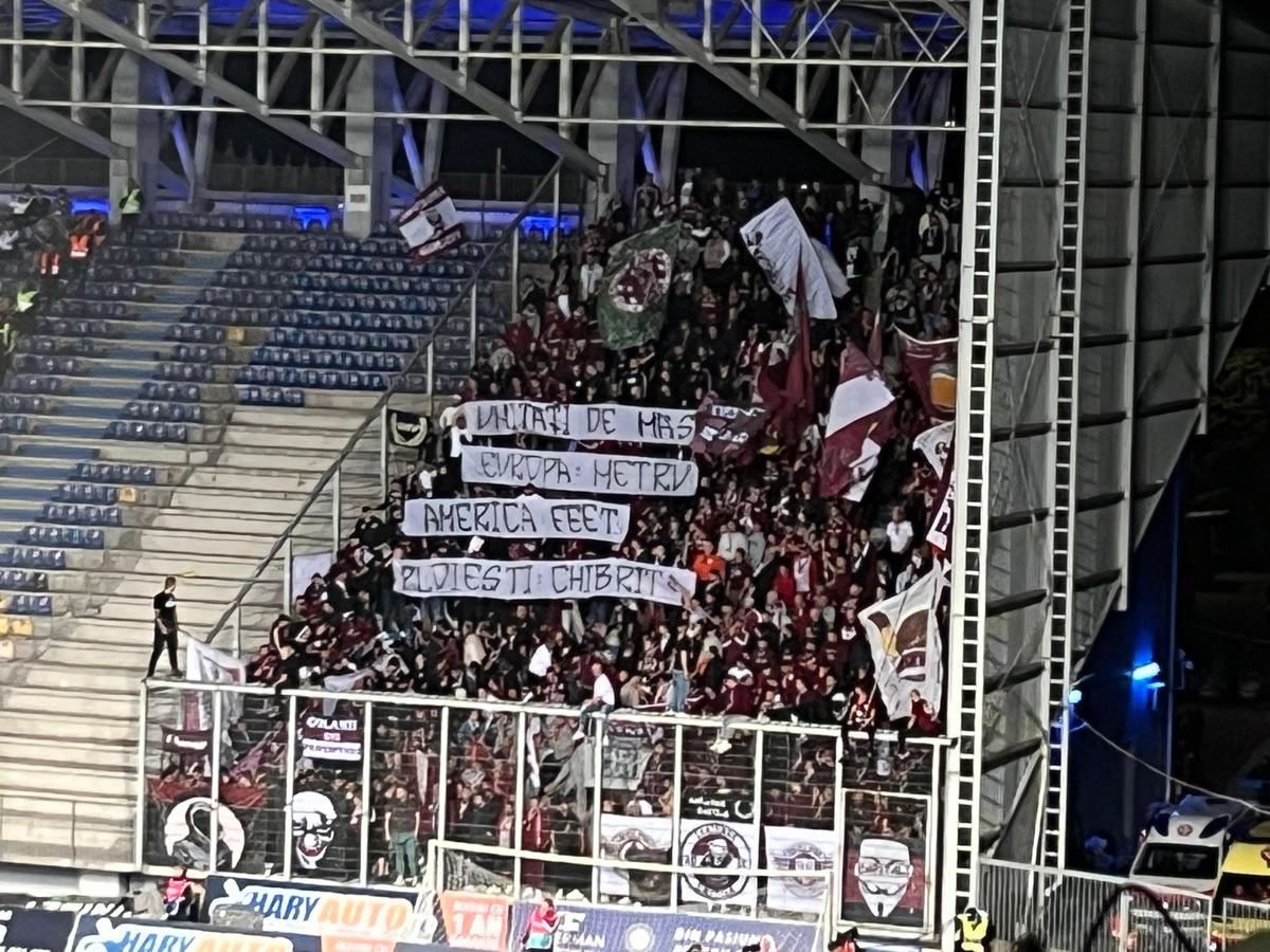 Toate mesajele galeriilor din Petrolul - Rapid » Ironie nemiloasă la adresa lui Dan Șucu