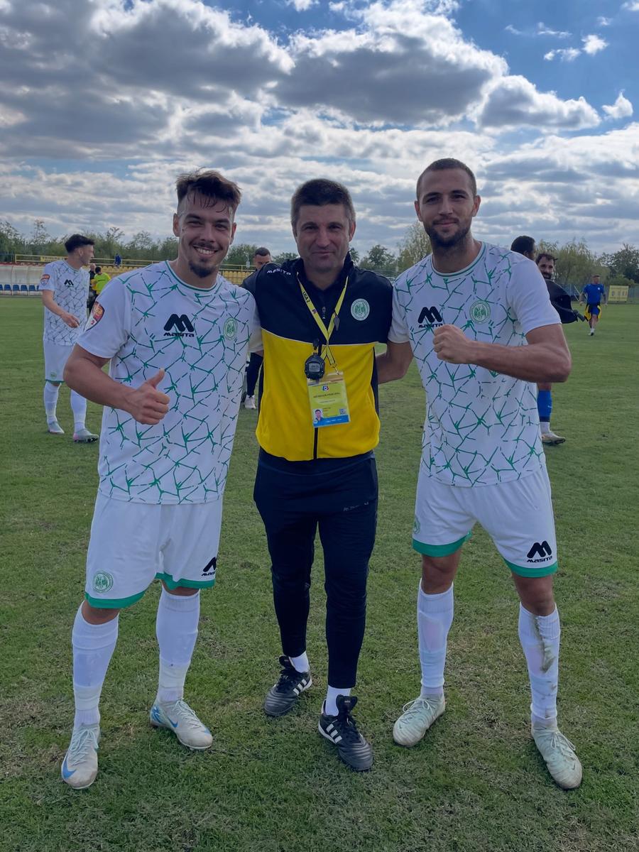 Andrei Cristea, fericit după debutul la Chiajna. Foto: Facebook Final în etapa 8 din Liga 2. Răsturnare de scor în ultimul meci