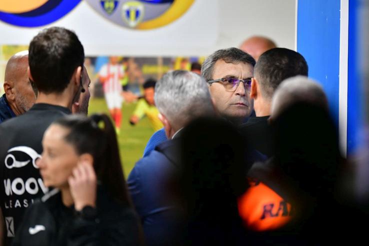 Eugen Neagoe, dialog încins cu Marcel Bîrsan / Foto: Cristi Preda GSP