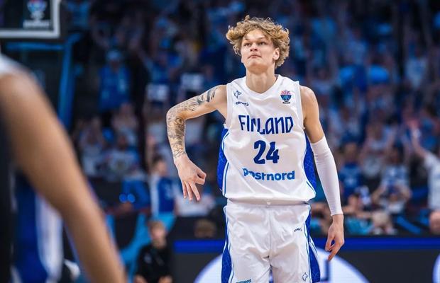 Surpriză în lumea baschetului! Cel mai tânăr star de la EuroBasket 2025 a semnat cu viitoarea adversară a lui U-BT Cluj-Napoca