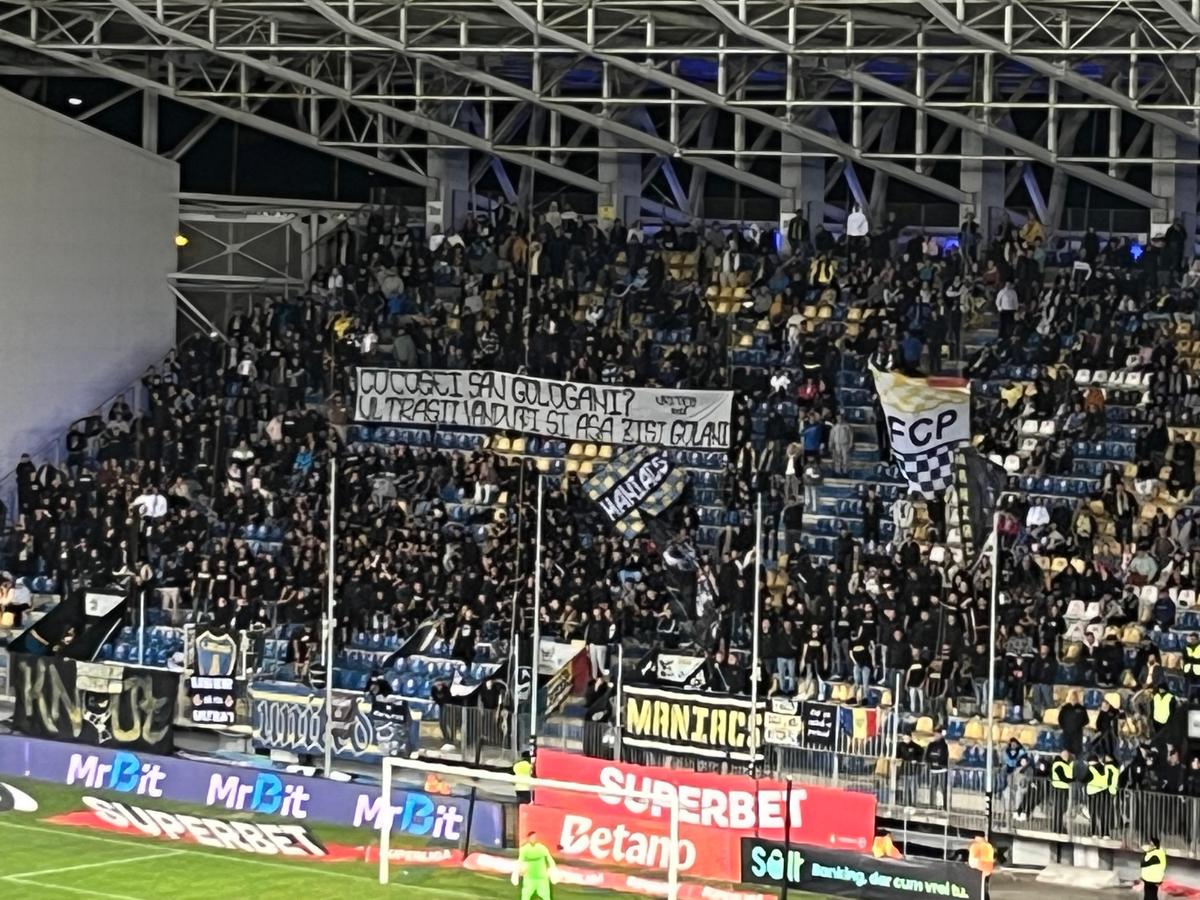 După Petrolul - Rapid, Angelescu acuză: „Au aruncat cu sticle, au înjurat” » Un titular, OUT 5 săptămâni