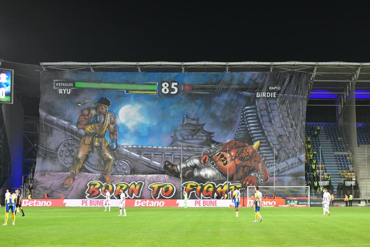 Scenografiile din startul partidei dintre Petrolul și Rapid