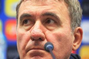 Hagi n-a glumit: ȘASE titulari din Suedia, OUT din lot cu Bosnia