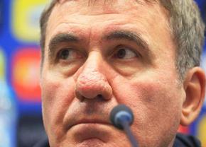 Hagi n-a glumit: ȘASE titulari din Suedia, OUT din lot cu Bosnia