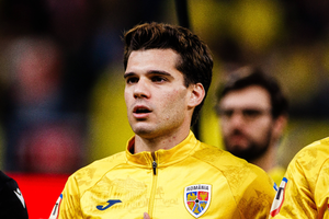 Ianis Hagi, văzut în titular în meciul cu Bosnia: „Eu nu l-aș schimba”