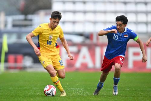 Hunor Batzula (stânga), aici în tricoul României U19, foto: Imago Images