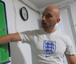 Fotbal „pe viață și pe moarte” la Bănești: „Dacă nu dai gol azi, inaugurezi groapa din seara asta!”
