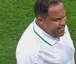 Pauză de hidratare cu bere și shoturi la meciul cu 7 goluri al legendelor de la Werder și Real Madrid