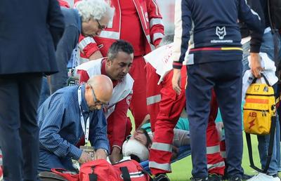 LECCE - JUVENTUS 1-1 // FOTO+VIDEO Clipe de panică » I s-a făcut rău lui Higuaín, luat cu targa de pe teren și dus la spital!