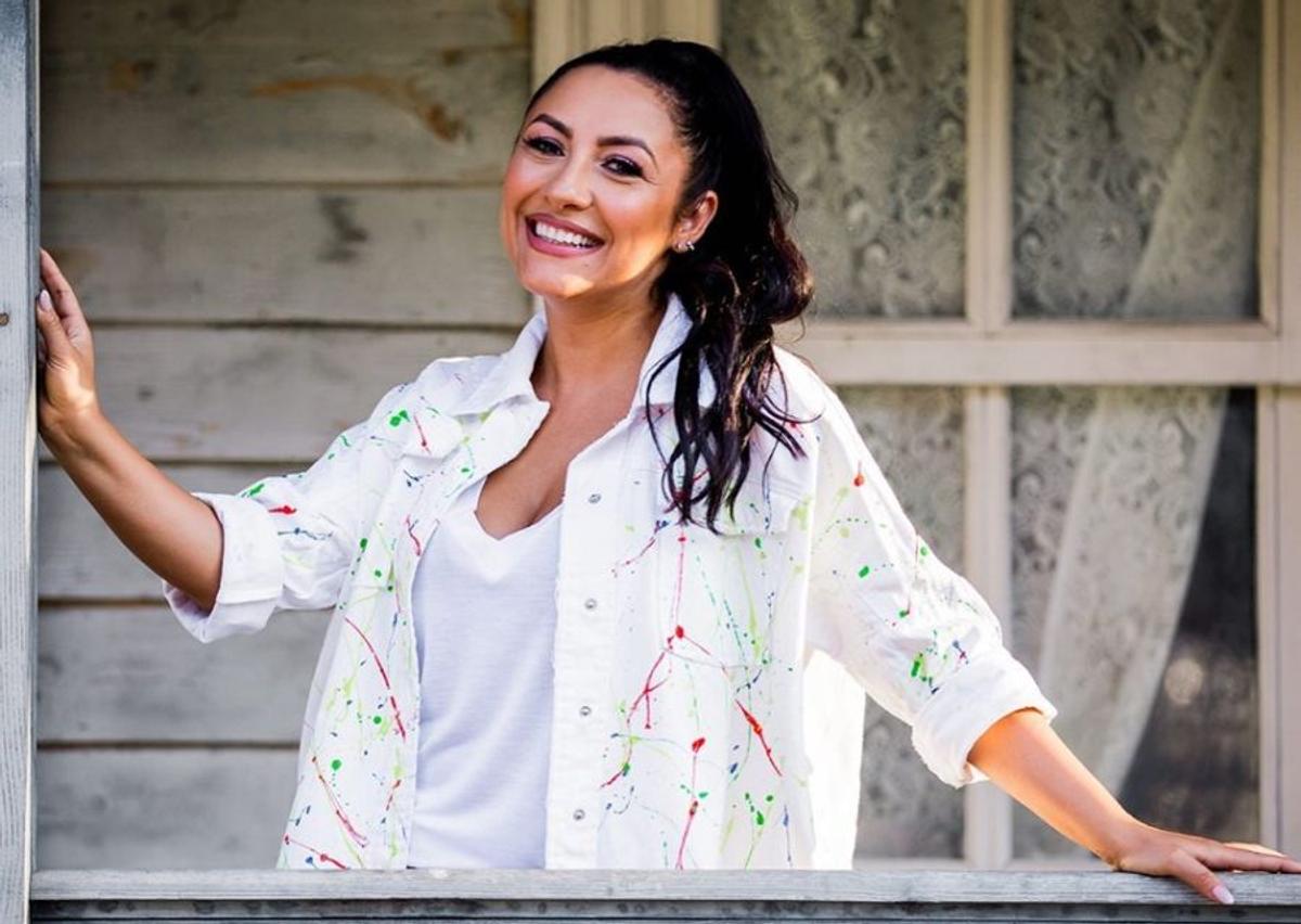 Celebră, iubită și în luptă cu un program încărcat! Andra: „Zumba este antrenamentul meu preferat"