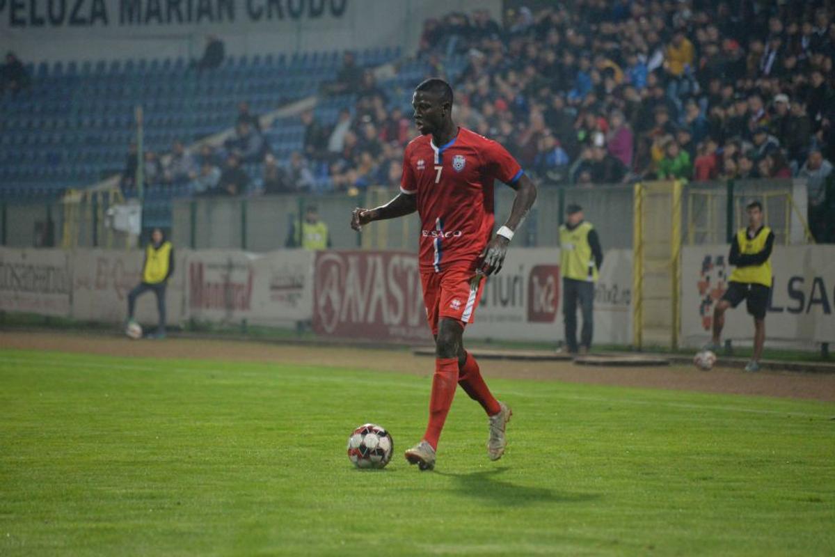 FC BOTOȘANI - ASTRA 1-2 // VIDEO+FOTO » Cronică de Remus Răureanu: Muncitori și salvatori