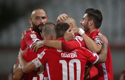 DINAMO - VIITORUL 3-2 // 3 observații după meciul etapei: de ce „câinii” nu trebuie să desfacă șampania, ce ne învață FCSB și Dinamo + despre surprizele din „jobenul” lui Hagi