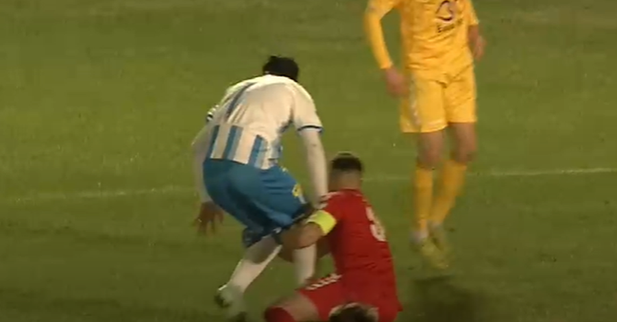 Faza din minutul 90+1 la care CSU Craiova putea primi penalty Revenire după doi ani la CSU Craiova » A suferit o operație la inimă
