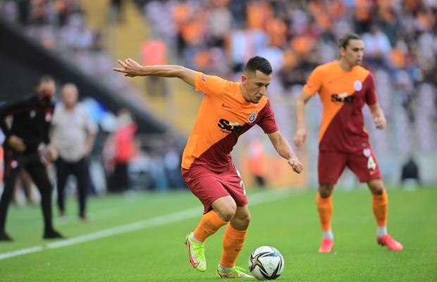 Ce îi lipsește lui Moruțan să facă pasul la un club important? Un antrenor explică: „Are aceeași problemă ca Ianis Hagi”
