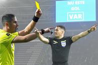 Două episoade șocante de culise în arbitrajul românesc! Adrian Cojocaru are suspiciuni că, la UTA - FCSB, unii jucători și-au dorit eliminarea! + Ce mesaj a primit Istvan Kovacs în cască din camera VAR la Rapid - Farul. UPDATE: răspunsul CCA