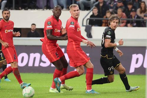 Florin Lovin (40 de ani), fost campion în Liga 1 cu Steaua și Astra, a avut un discus dur după rezultatele echipelor românești din etapa #5 a grupelor Conference League: Anderlecht - FCSB 2-2 și Sivasspor - CFRCluj 3-0.