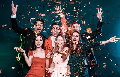 Cum să organizezi cea mai tare petrecere de Revelion? 3 sfaturi