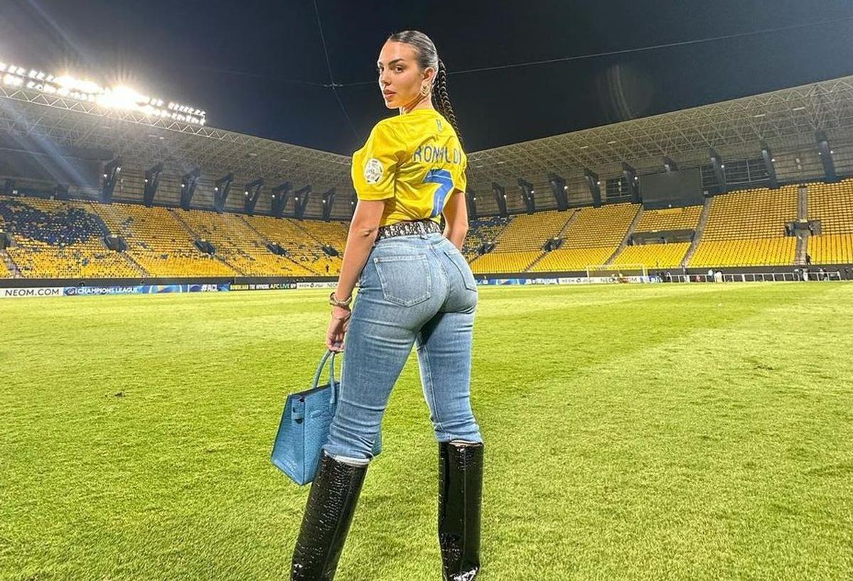 Georgina Rodriguez le-a sucit mințile arabilor. Cum a apărut la cel mai recent meci al lui Cristiano Ronaldo