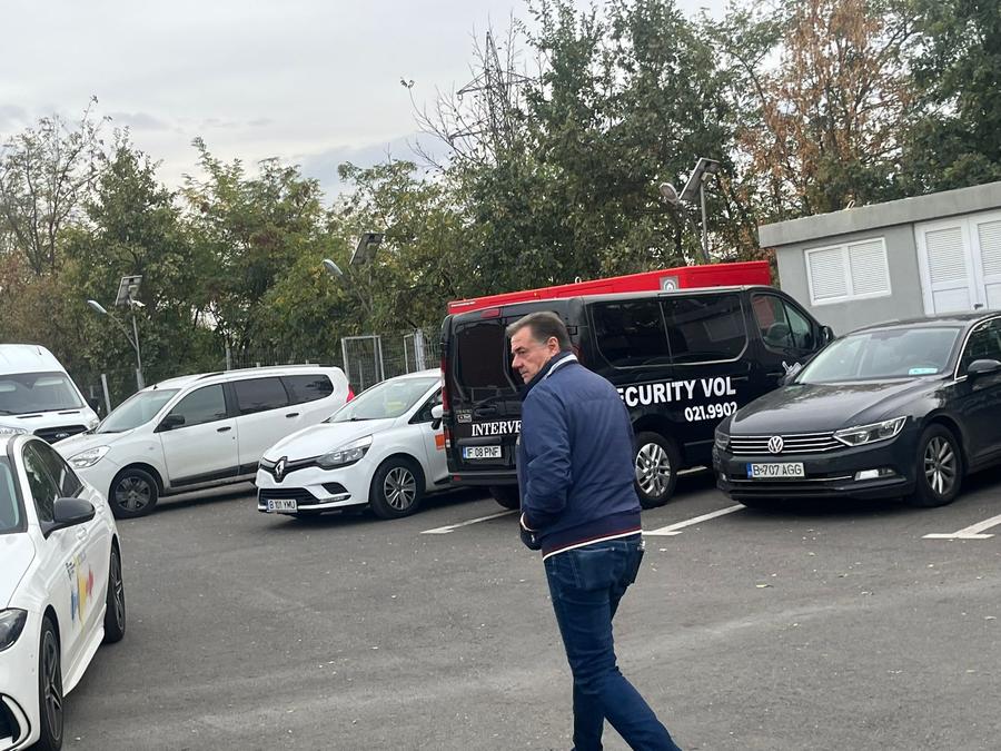 Kyros Vassaras la meciul Voluntari - Sepsi / Foto: GSP FC Voluntari - Sepsi 0-2 » Superman Ștefănescu. Covăsnenii dau semne de revenire: a doua victorie la rând