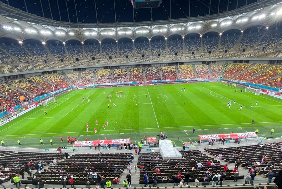Atmosfera de pe cel mai mare stadion al țării, cu 30 de minute înainte de start / foto: Vlad Nedelea (Gazeta Sporturilor) Șampania a devenit „apă chioară”! Dinamo a chinuit fotbalul și cu Poli Iași și rămâne în subsolul Superligii! Clasamentul ACUM