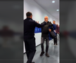Marius Șumudică a venit cu crucea la FCSB - Rapid, foto: TikTok Rapid