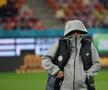 FCSB - Rapid » Primele imagini cu roș-albaștrii de la firul ierbii
