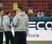 FCSB - Rapid » Primele imagini cu roș-albaștrii de la firul ierbii
