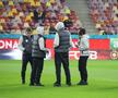 FCSB - Rapid » Primele imagini cu roș-albaștrii de la firul ierbii