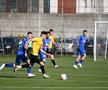 Vali Lazăr antrenează o echipă din Liga 3 și e jucător la altă formație din județ
