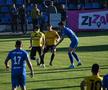 Vali Lazăr antrenează o echipă din Liga 3 și e jucător la altă formație din județ