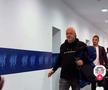 Marius Șumudică a venit cu crucea la FCSB - Rapid, foto: TikTok Rapid
