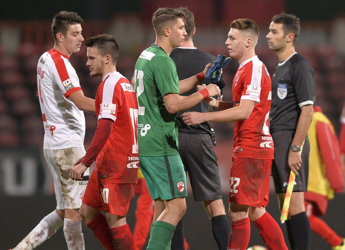 Dinamo - Dinamo II, anomalia din 2016, din „16-imile” Cupei României