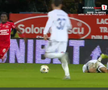 Narcis Ilaș s-a accidentat în FC Botoșani - Hermannstadt. FOTO: captură Prima Sport