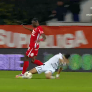 Narcis Ilaș s-a accidentat în FC Botoșani - Hermannstadt. FOTO: captură Prima Sport