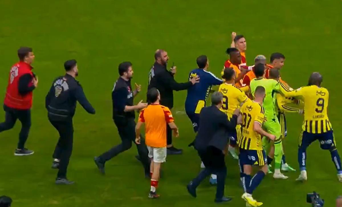 Scandal imediat după Galatasaray - Fenerbahce