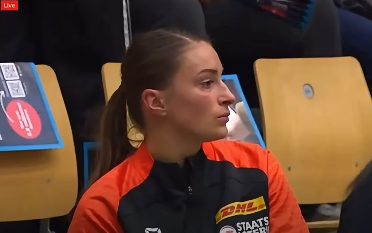 Veste crâncenă pentru Gloria Bistrița » Larissa Nusser nu va mai juca în acest sezon