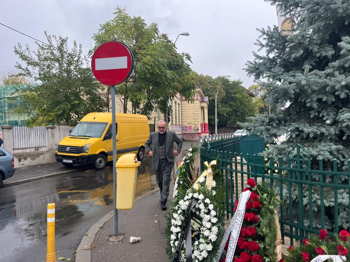 Viorel Păunescu, înmormântat astăzi la Cimitirul Bellu » Nume importante din fotbalul românesc au venit să-l conducă pe ultimul drum pe fostul președinte al Stelei