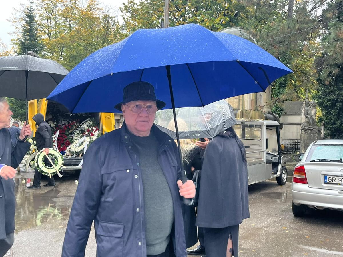 Înmormântarea lui Viorel Păunescu