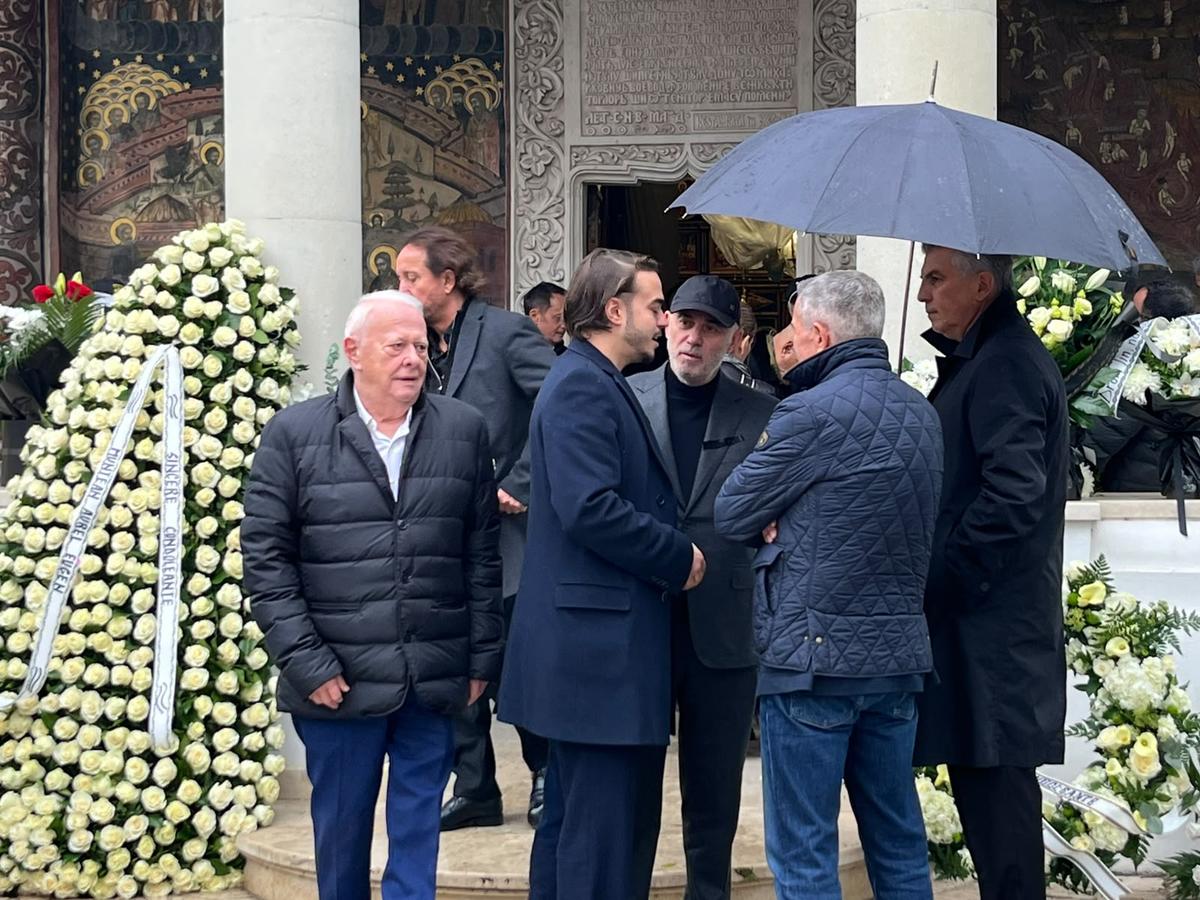 Înmormântarea lui Viorel Păunescu