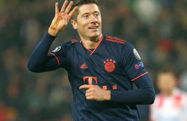 Steaua Roșie - Bayern 0-6 // Robert Lewandowski continuă să uluiască » Cel mai rapid „poker” din istoria Ligii: „Sunt dependent de goluri”