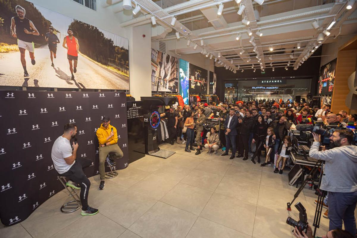 Luptatorul Andrei Stoica a semnat cu Under Armour