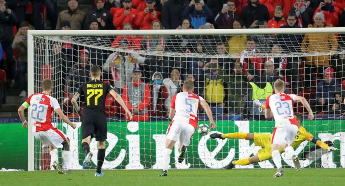 SLAVIA PRAGA - INTER 1-3 // VIDEO+FOTO Echipa lui Nicolae Stanciu, OUT din Europa