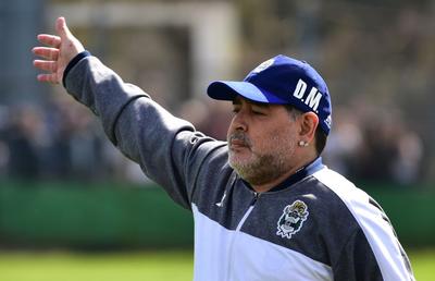 Presa din Argentina a aflat ce s-a găsit în camera lui Maradona + declarația unui asistent: „Respira la acea oră”