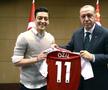 Mesut Ozil s-a fotografiat cu Erdogan în perioada în care evolua la Arsenal