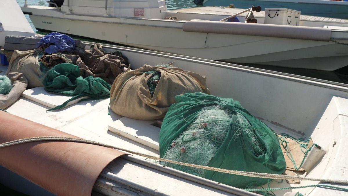 Am asistat la ritualul aducerii, scoaterii și spălării crabilor în Piața de Pește din Doha » Câți bani au încasat pescarii indieni pentru captura de jumătate de tonă, într-o zi de muncă