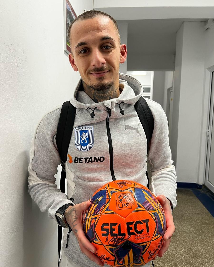 Alexandru Mitriță a păstrat mingea meciului Oțelul - Universitatea Craiova Anotimpurile lui Mitriță