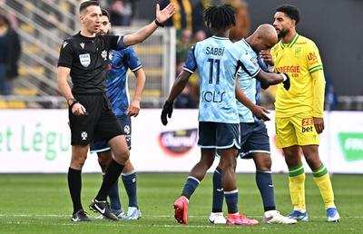 Se întâmplă în Ligue 1. S-a întors după opt ani în Franța și a fost eliminat după doar două minute!