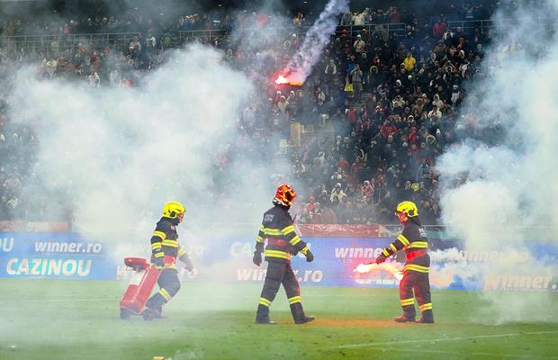 Amenzi usturătoare la Dinamo - FCSB » Ce sancțiuni a dat Jandarmeria