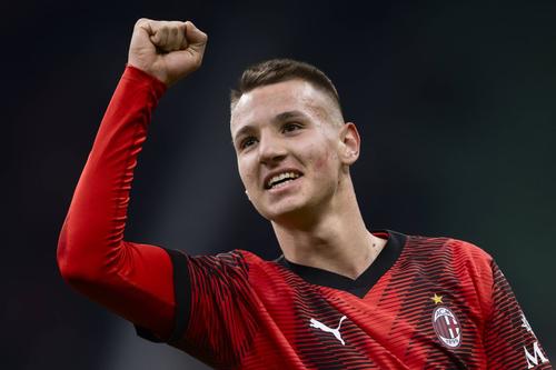 Francesco Camarda, adolescentul debutant al lui Milan Foto: Imago